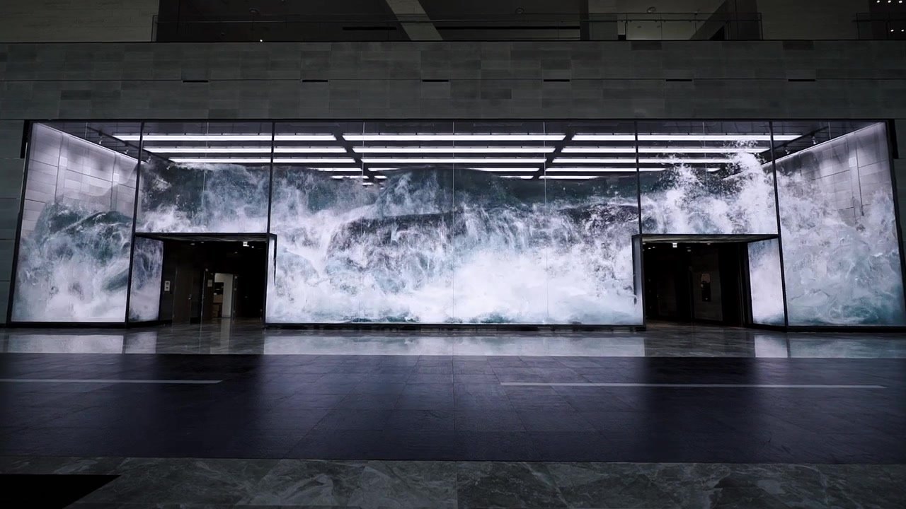 Korea’s Largest Immersive Art Exhibition With Realistic Crashing Waves