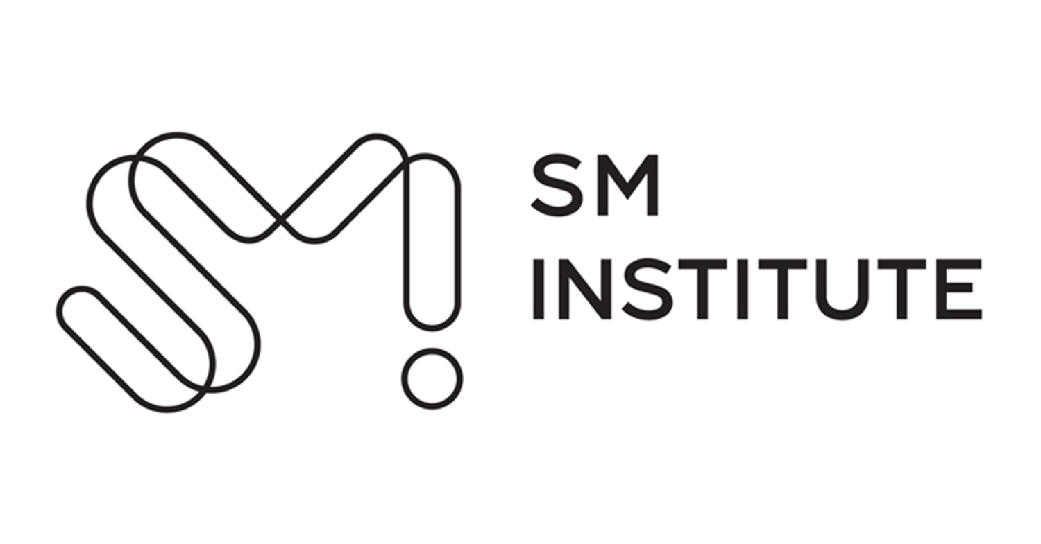 Логотип SM Ent. Компания SM Entertainment. SMTOWN logo.