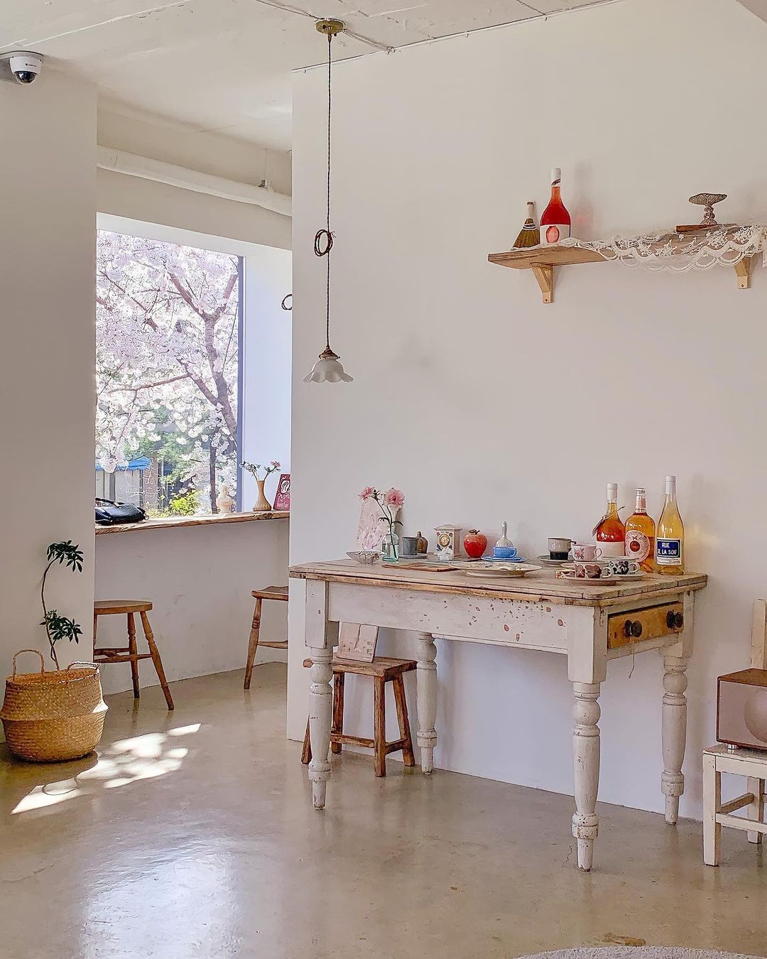 11 Cherry Blossom Cafes That Will Convince You To Visit Korea In Spring