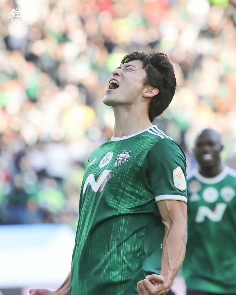 Cho Gue-sung, the South Korea striker who went viral at the World