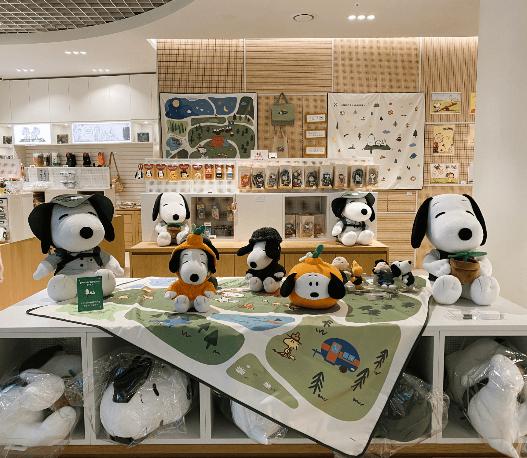 Snoopy Garden Jeju Attraction With Everything PeanutsThemed