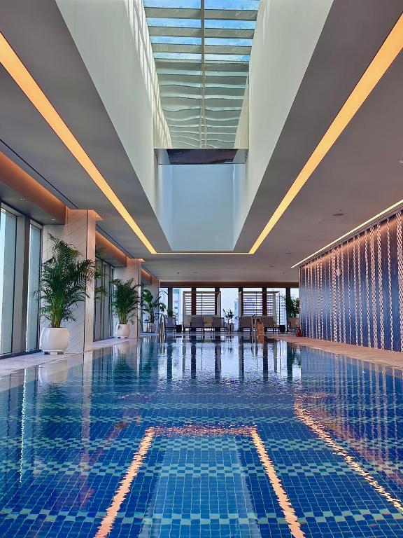 New hotels in Seoul 2022 - Indoor lap pool @ Le Meridien Seoul, Myeongdong