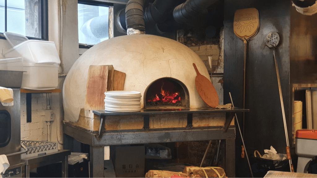 Grandpa Factory - wood-fired pizza 