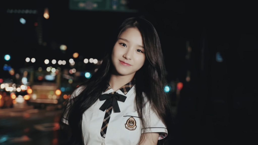 Loona - heejin 3