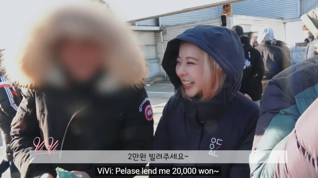 Loona - vivi asking for money