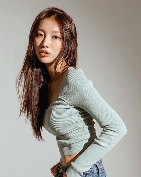 Single’s Inferno Season 2 - Park Se Jeong as a model 