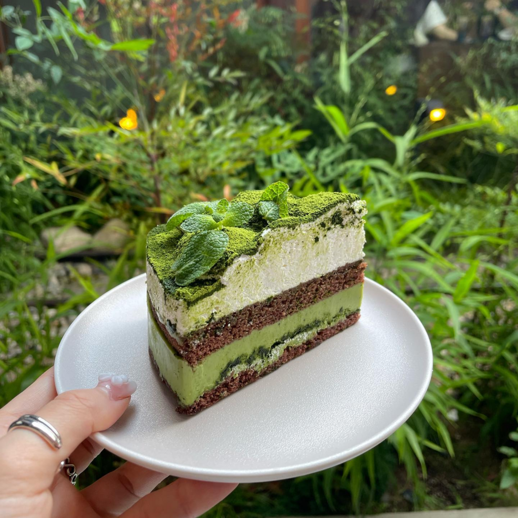 Nakwon Station - Green Grass Cake 