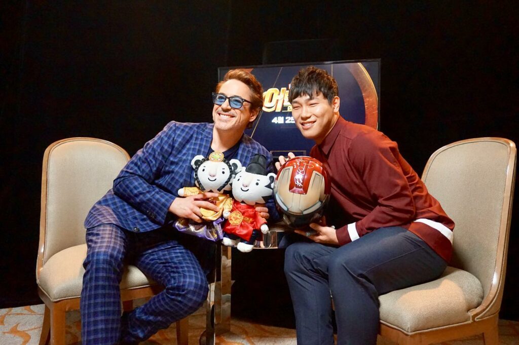 Yun Sung Bin - yun sung bin with Robert Downey Jr. 