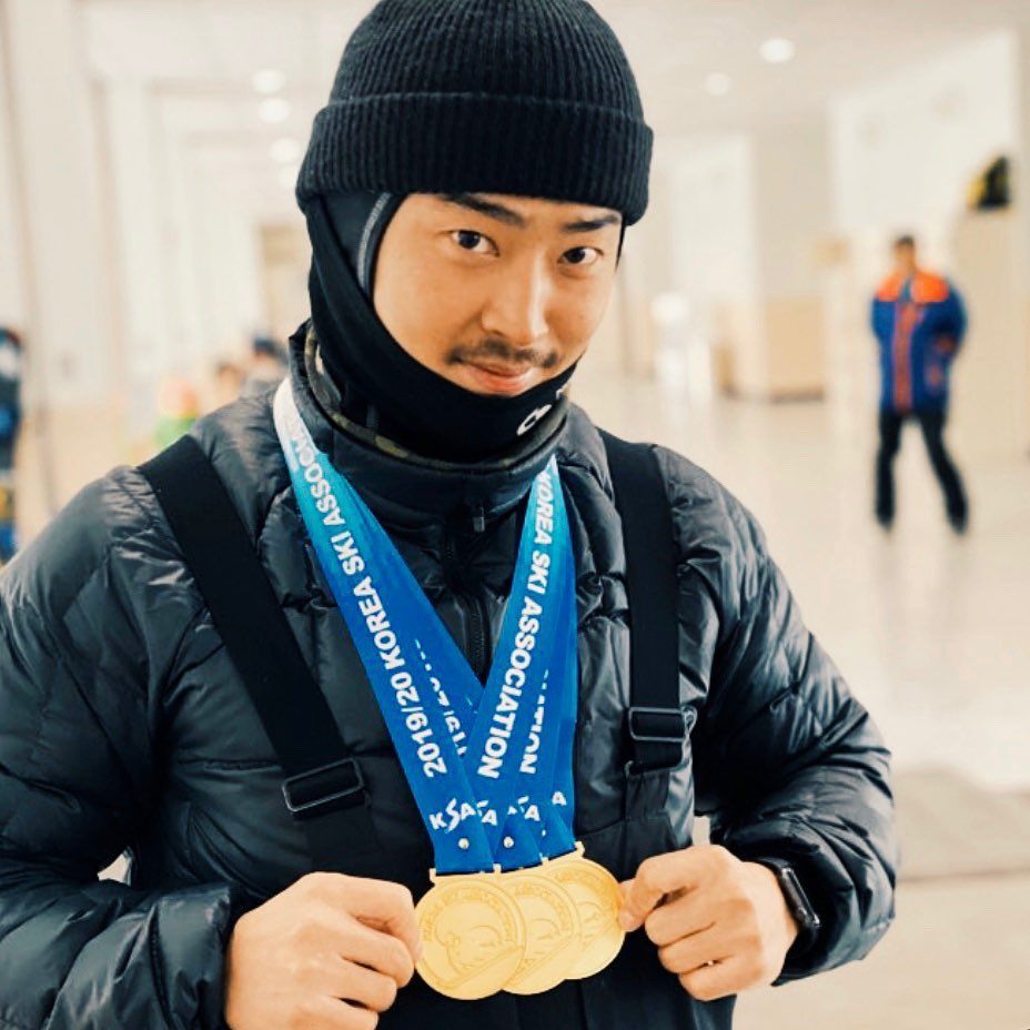 Woo Jin Young medals