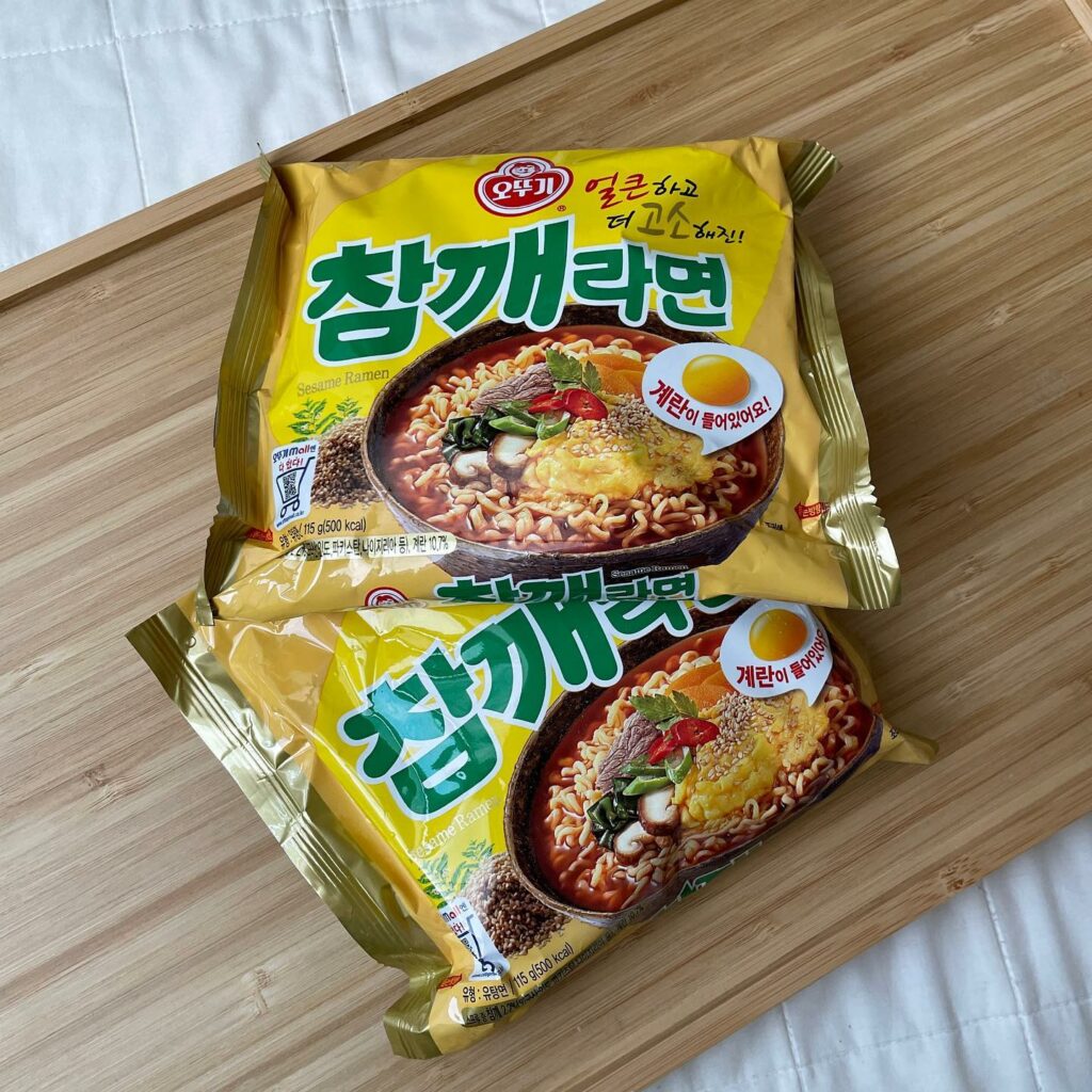 Korean instant noodles - Chamggae ramyeon