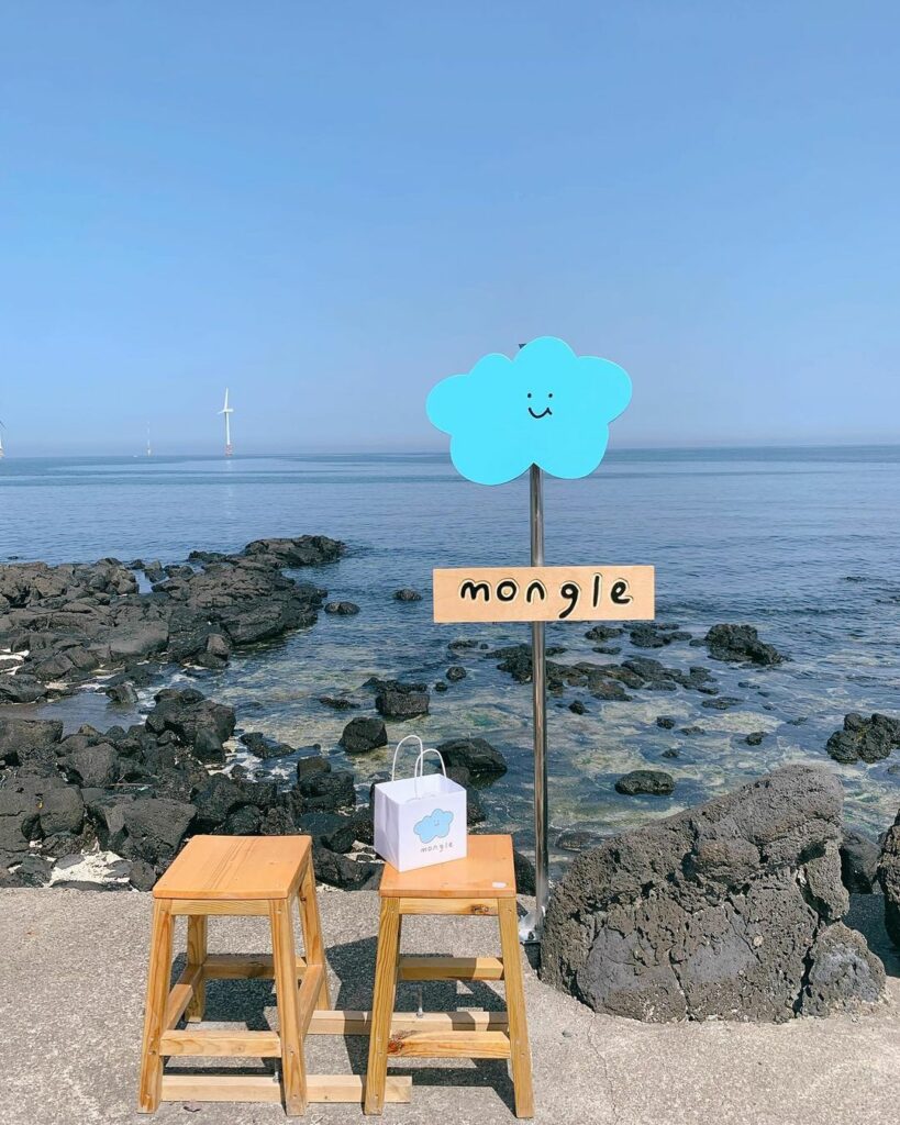 Things to do Jeju - Mongle cafe