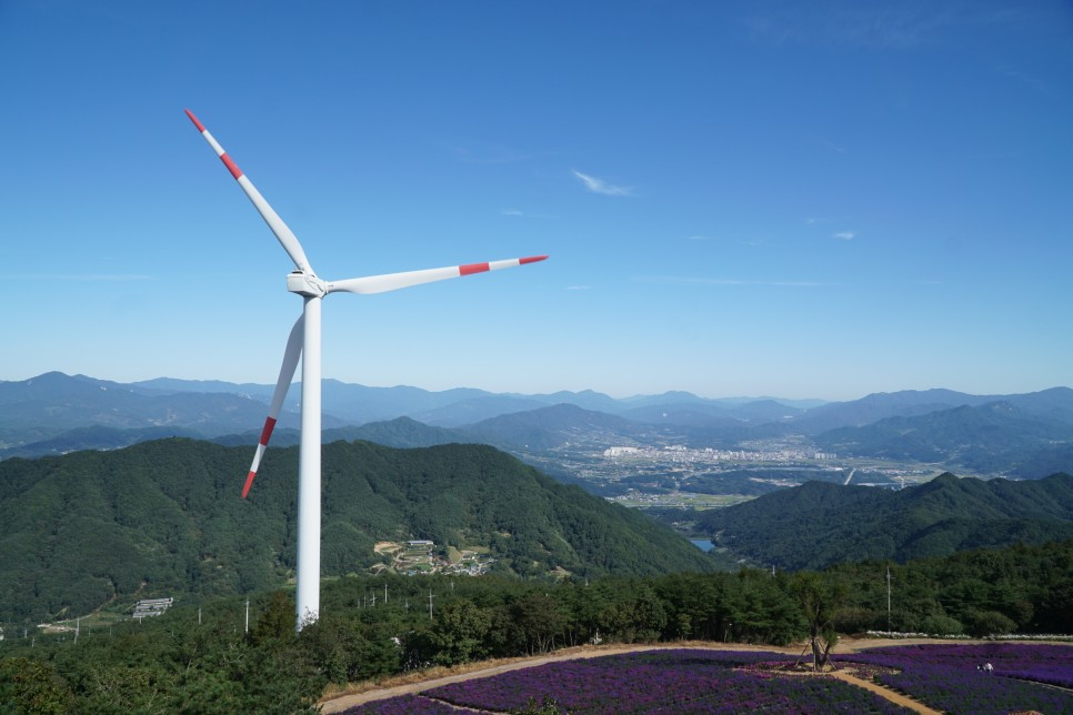 Geochang Gamaksan Wind Farm - windmill 