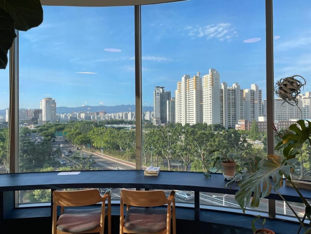 New cafes in Daegu - cafe with a city view