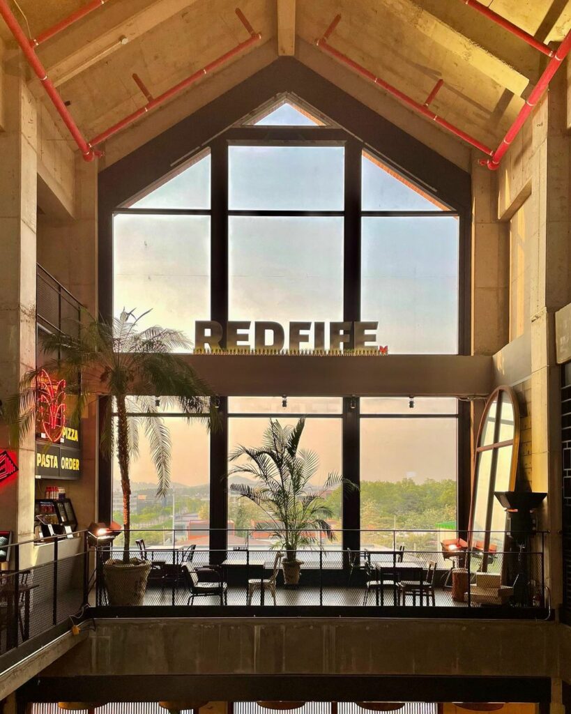 REDFIFE - natural sunlight seeps through the restaurant 