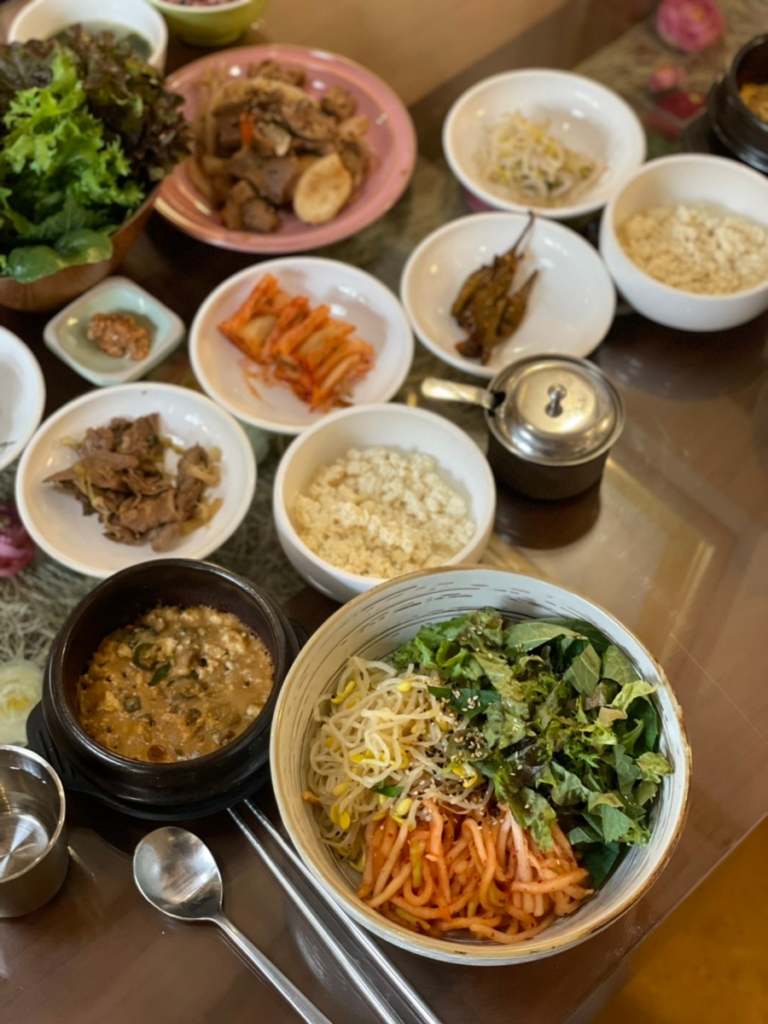 Vegan food Seoul - oso gye hyang restaurant in seoul 