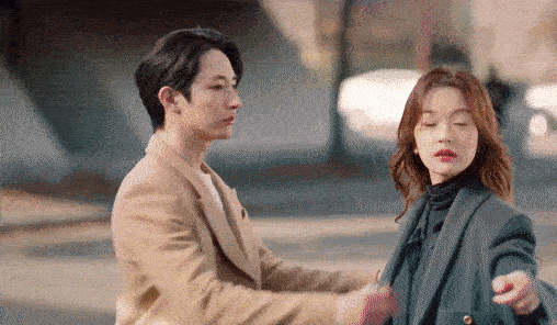 K-drama second lead couples - lee soo hyuk and shin do hyun in doom at your service 