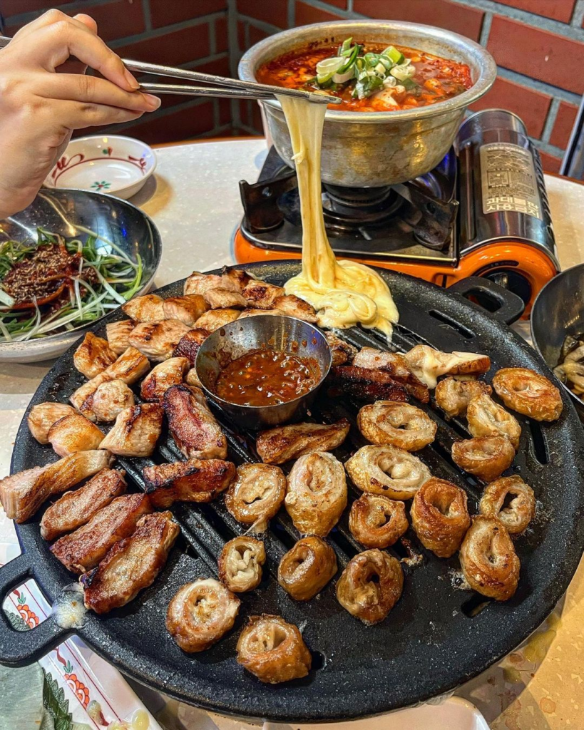 solo travelling in Korea - korean BBQ