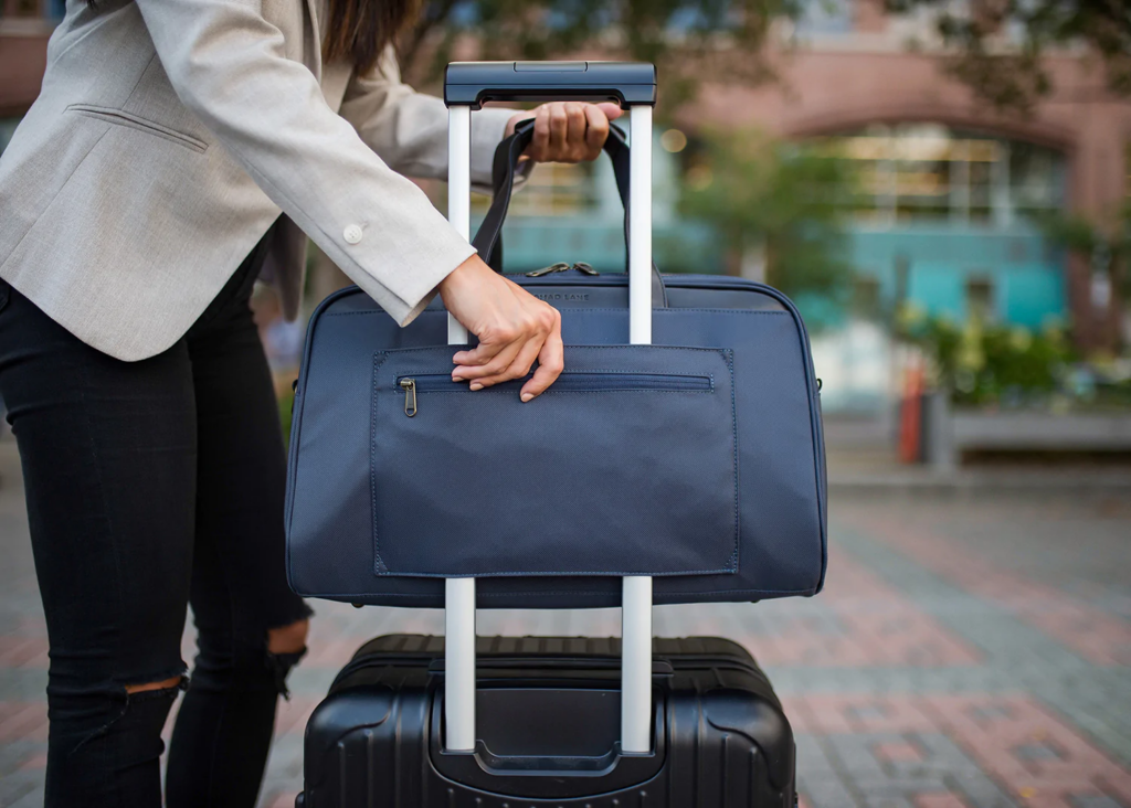 solo travelling in Korea - duffel bag for travel purposes 