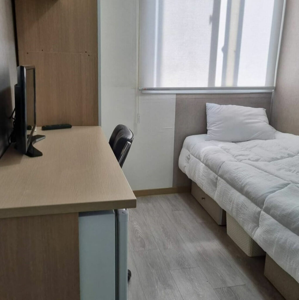 solo travelling in Korea - female-only hostels in korea 