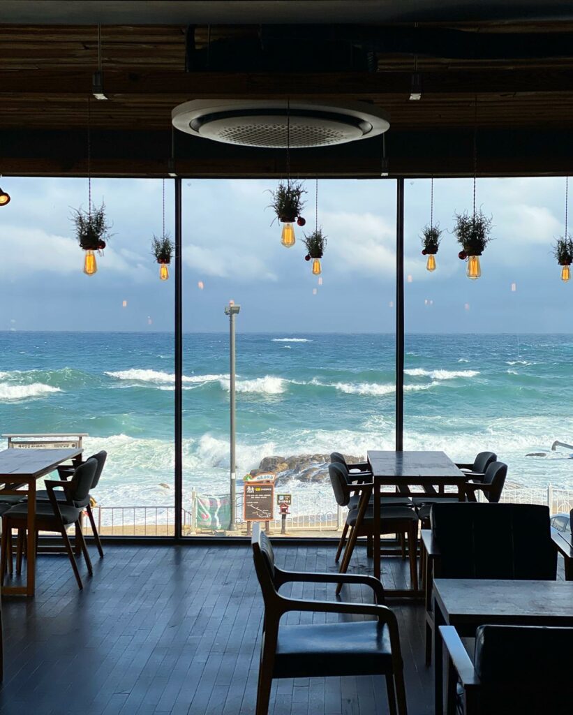 Yangyang Cafes - cafe by the sea
